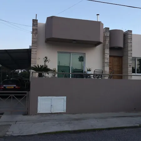 μοναδικό 民宿 利马索尔